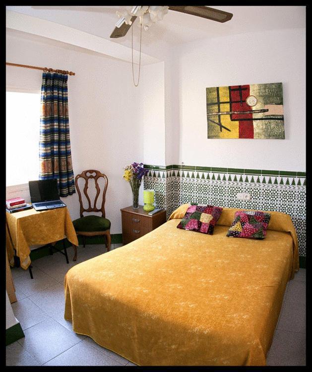 Hostal Estacion Almería Kültér fotó