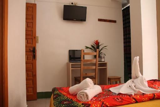 Hostal Estacion Almería Kültér fotó