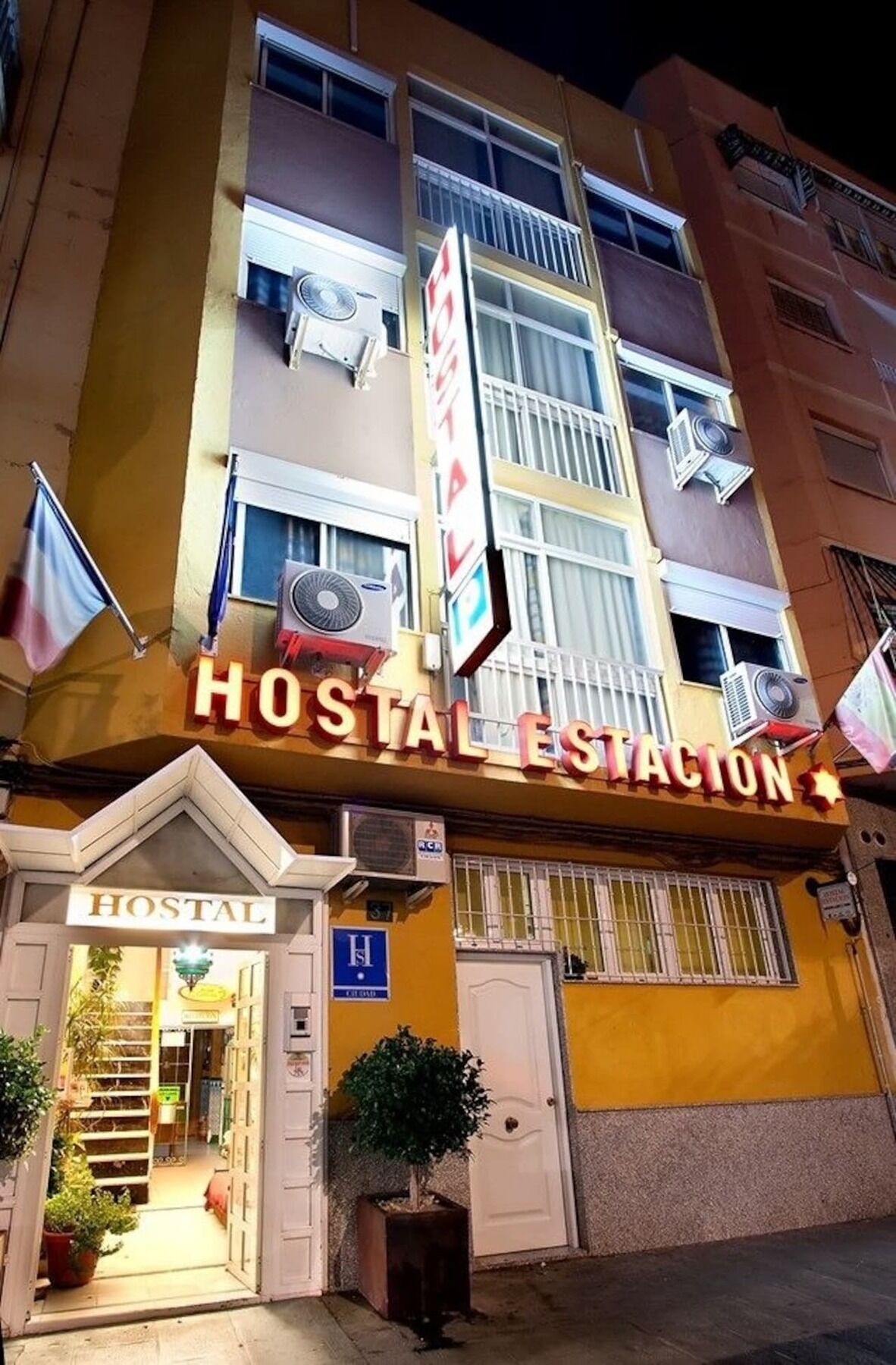 Hostal Estacion Almería Kültér fotó