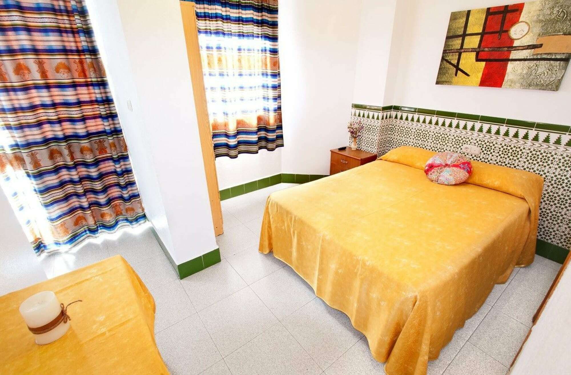 Hostal Estacion Almería Kültér fotó